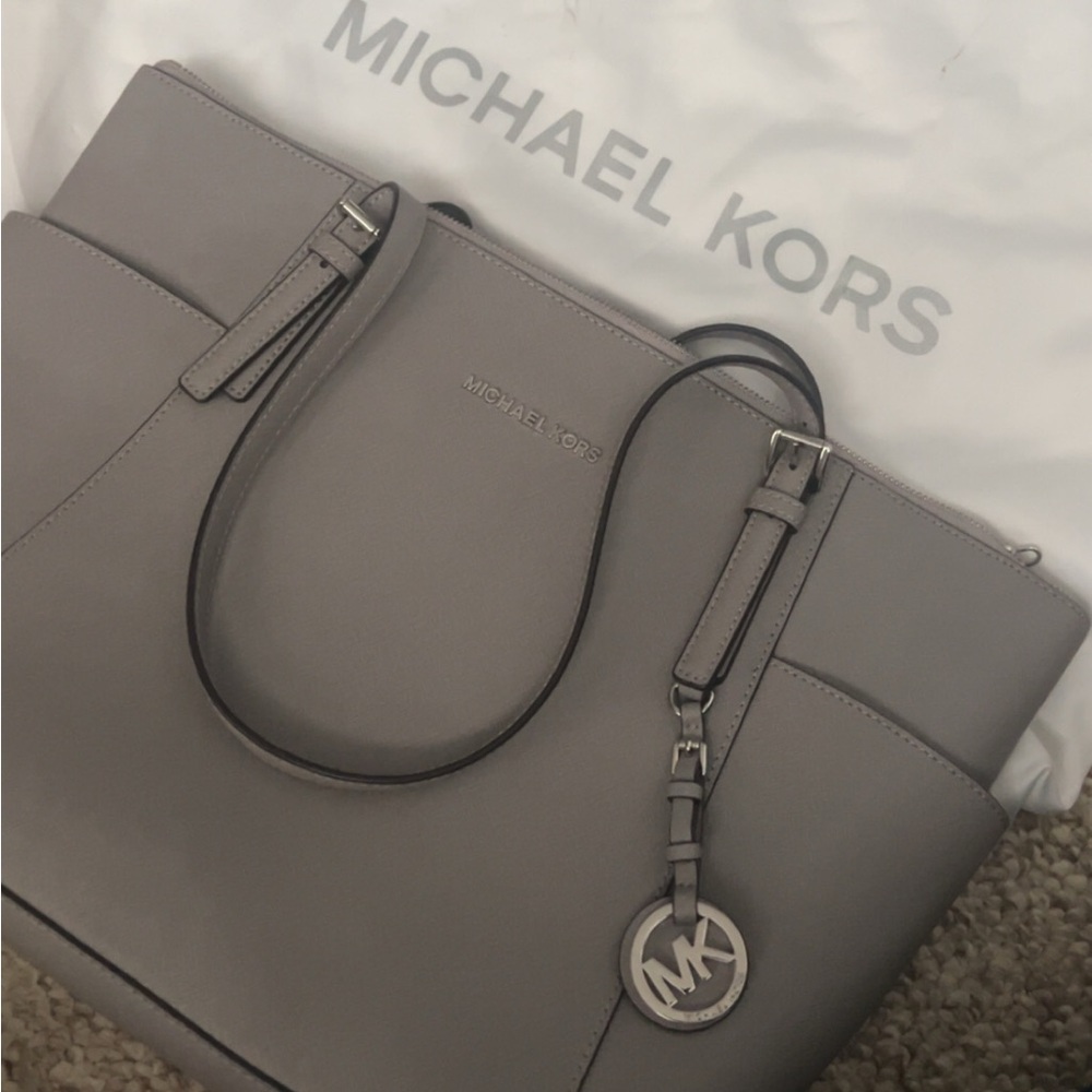 Michael Kors Elegant Gray Tote